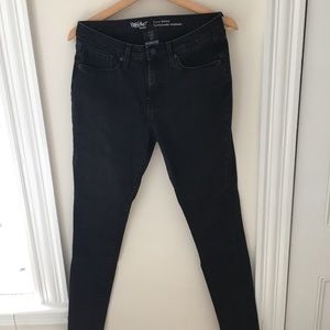Black skinny jeans